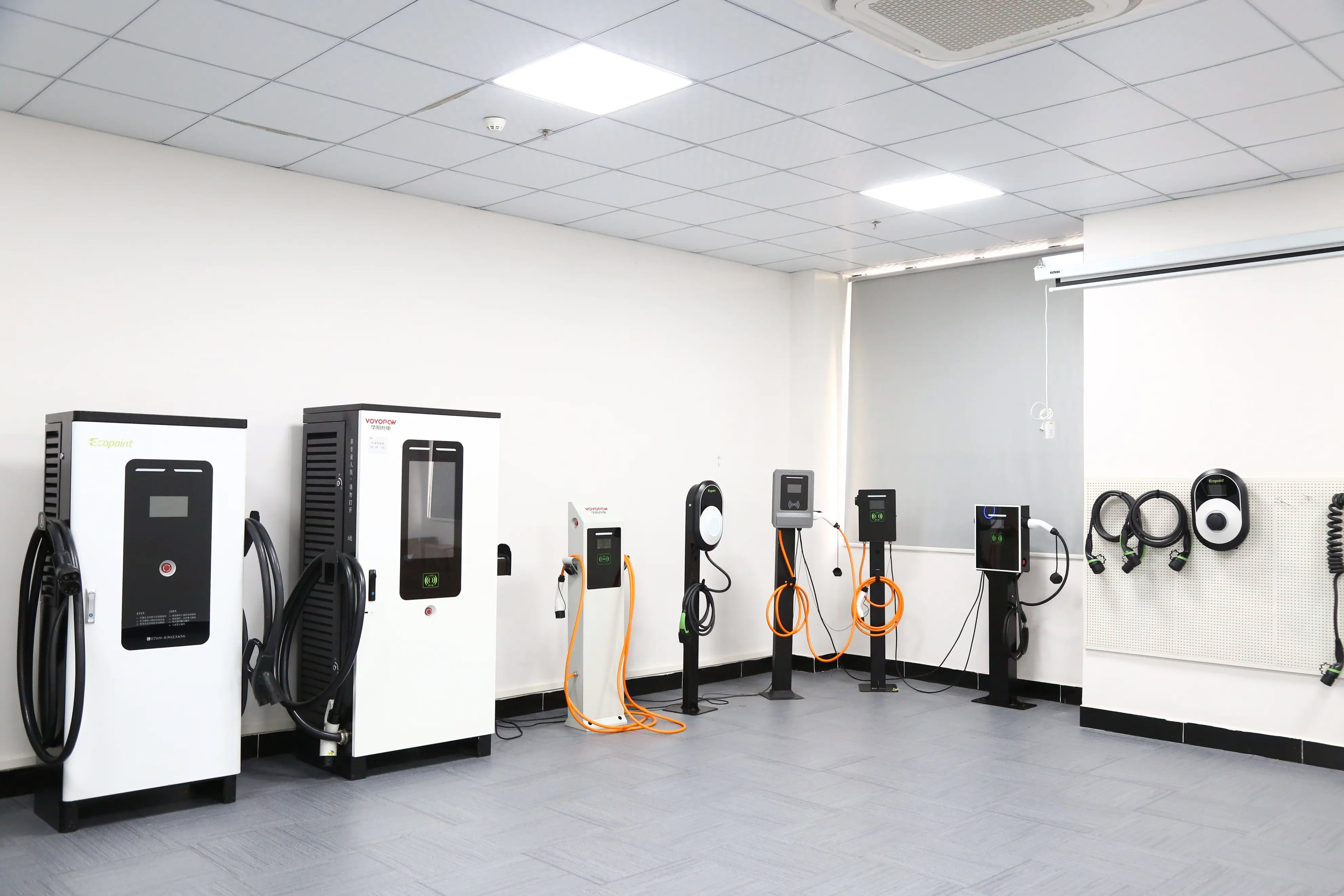 充電樁.jpg 充電樁.jpg